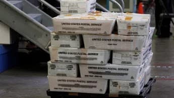 fentanyl-delivered-to-your-door-in-the-us-the-network-that-ships-drugs-by-mail-without-going-thr