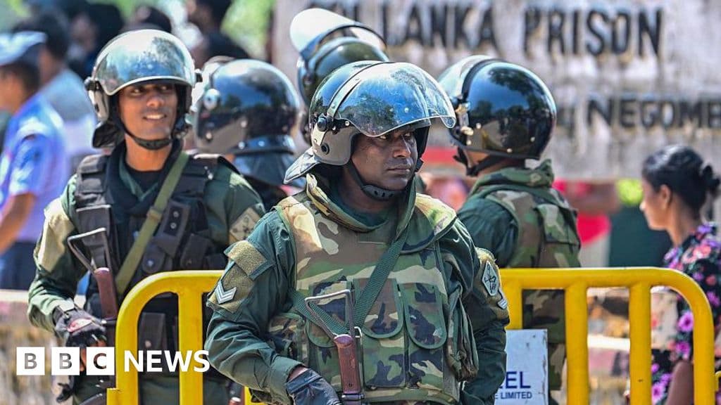 sri-lanka-prison-riots-leave-26-dead-and-more-than-100-injured
