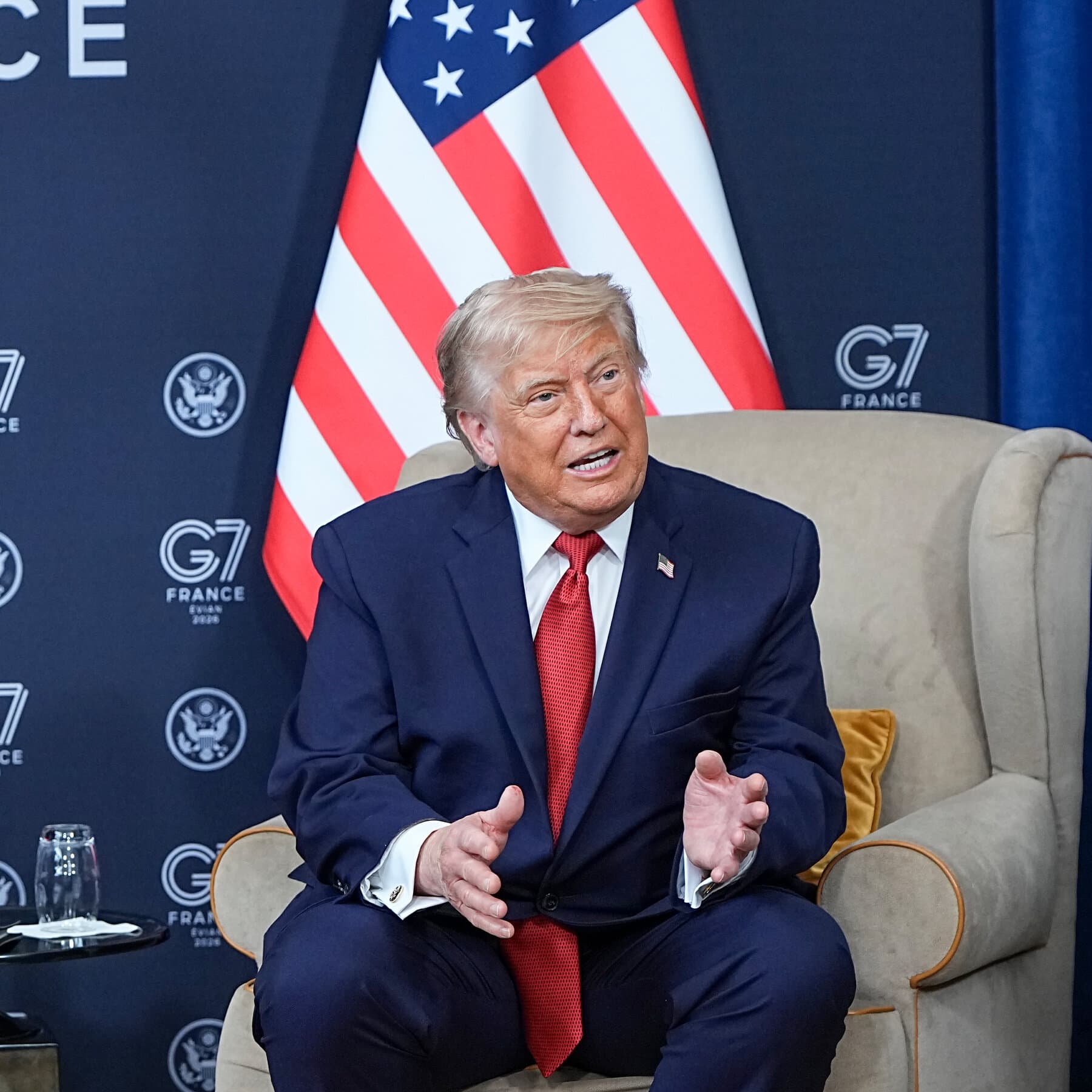 trump-angrily-defends-iran-deal-belittling-the-one-obama-signed