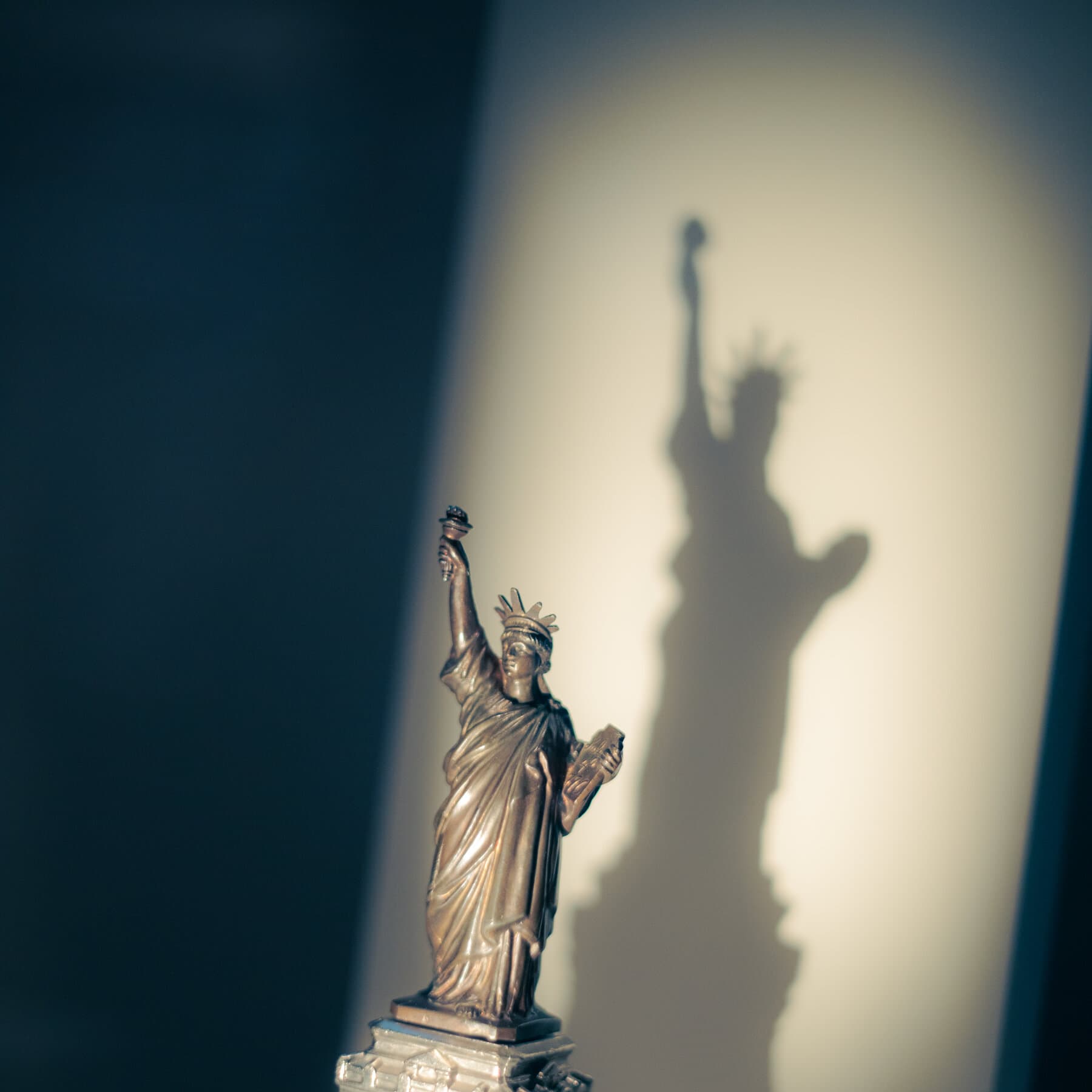 inside-trumps-ideological-fight-with-the-smithsonian