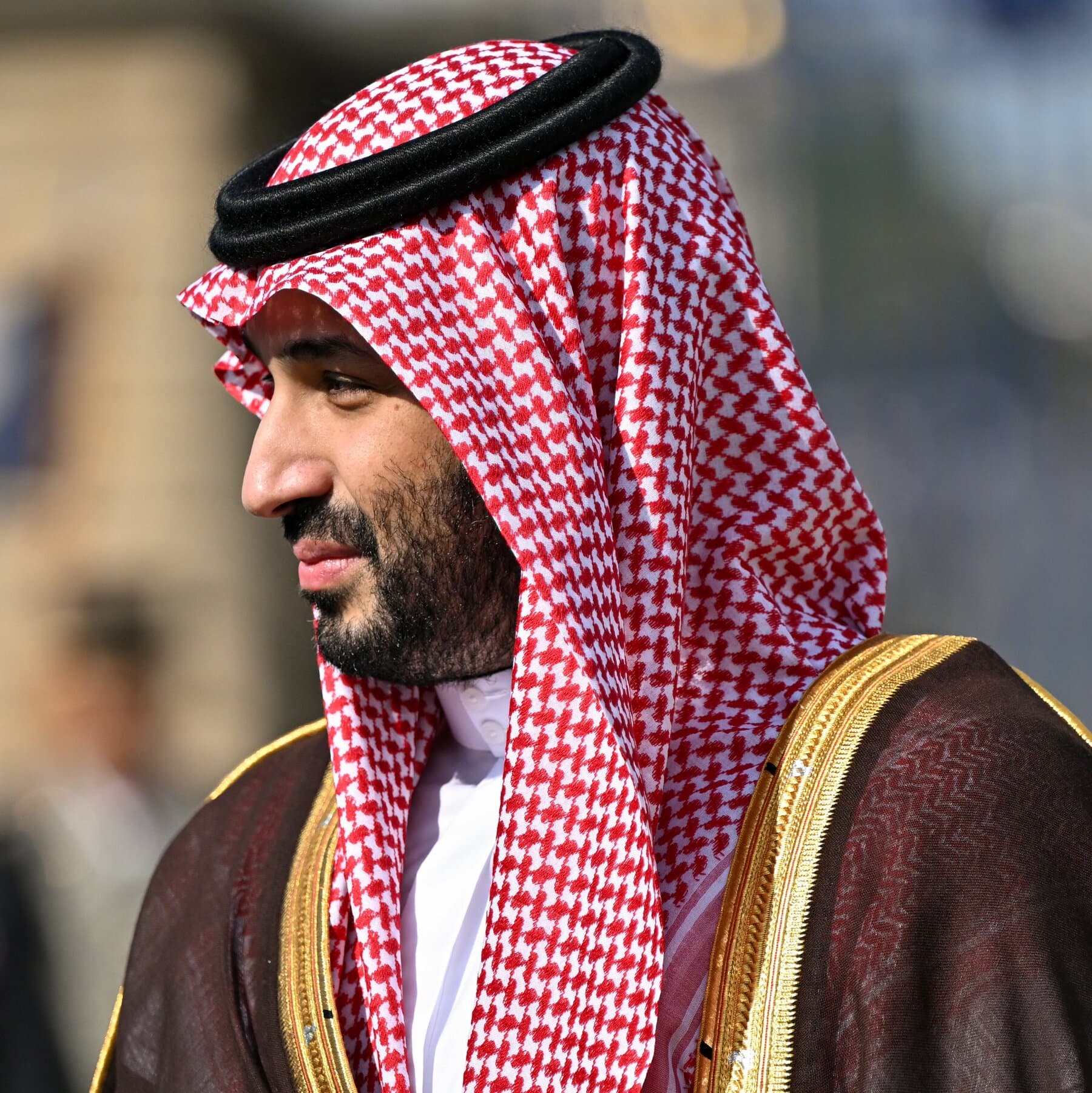 saudi-leader-meets-us-commander-as-houthi-attacks-threaten-oil-markets
