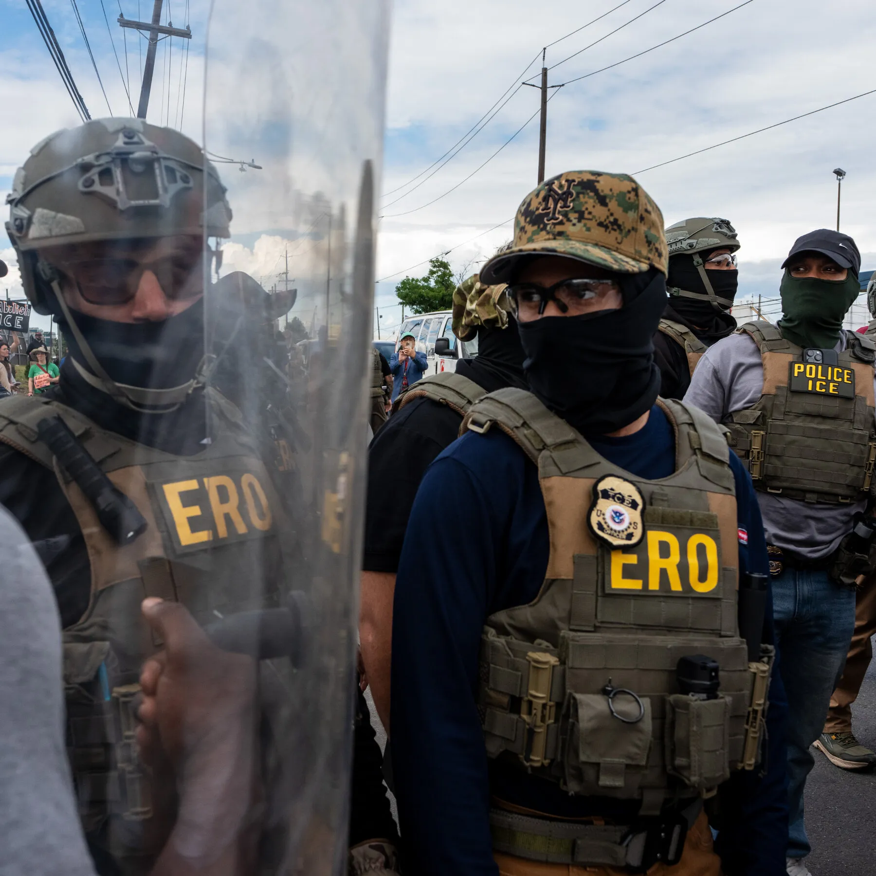 ice-plans-5000-new-hires-to-help-with-deportation-drive