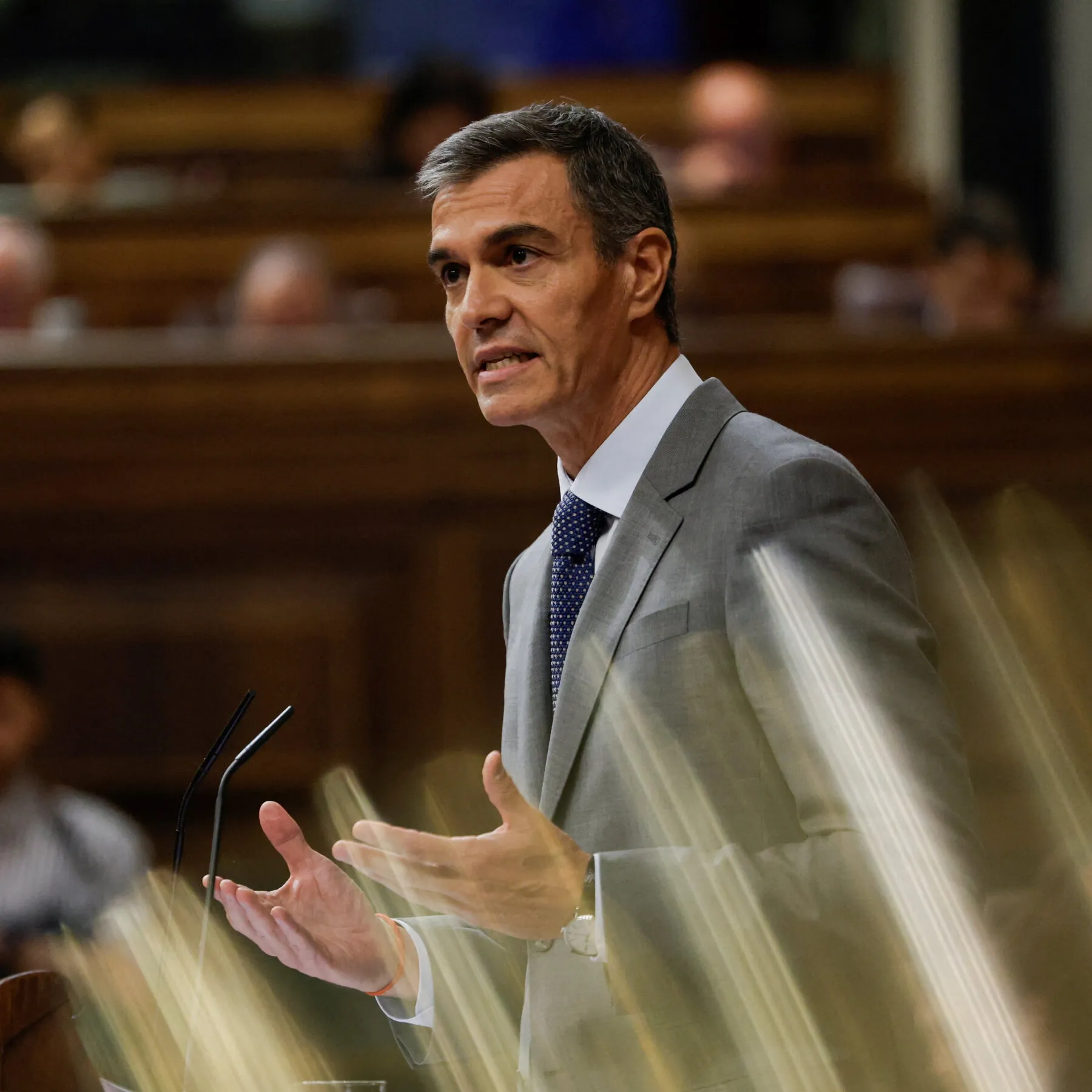 spains-leader-calls-early-election-after-housing-crisis-roils-government